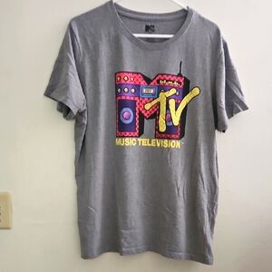 MTV‎ Gray Short Sleeve Tee with Colorful Logo